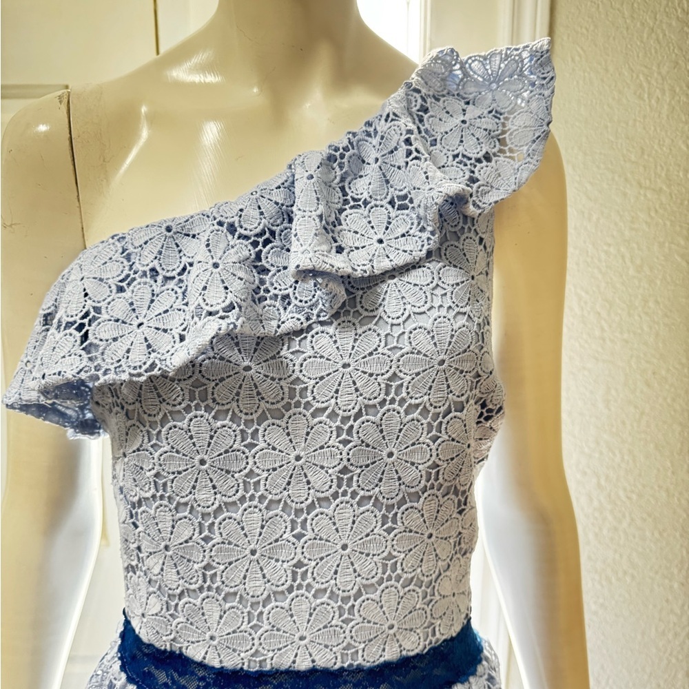 Arula Elegant Blue Lace One-Shoulder Dress Size 2XL. J-53 - Picture 5 of 14